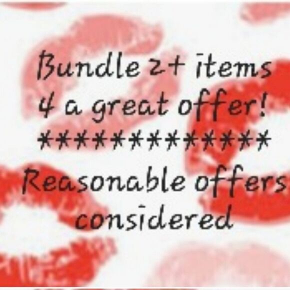 New Lace Spiderweb scalloped Halloween Mantel or over door decor - Picture 6 of 9